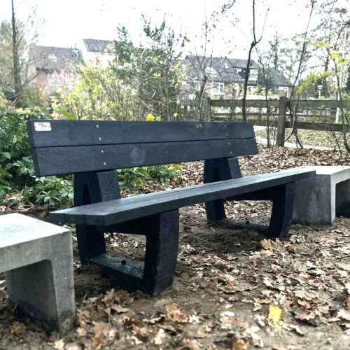 Kunststof parkbank Bonn Govaplast 87 Kunststof parkbank Bonn met rugleuning, de ultieme duurzaamheid en een uitstekend zitcomfort.